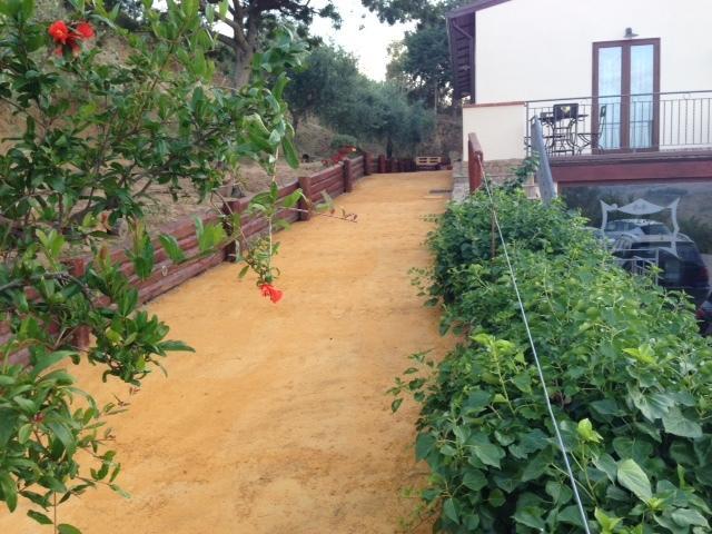 B&B Profumi Di Sicilia San Cataldo  Bagian luar foto