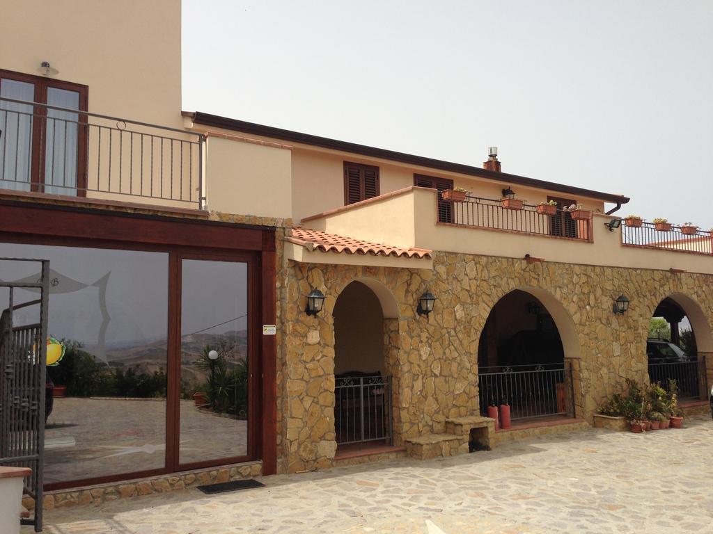 B&B Profumi Di Sicilia San Cataldo  Bagian luar foto
